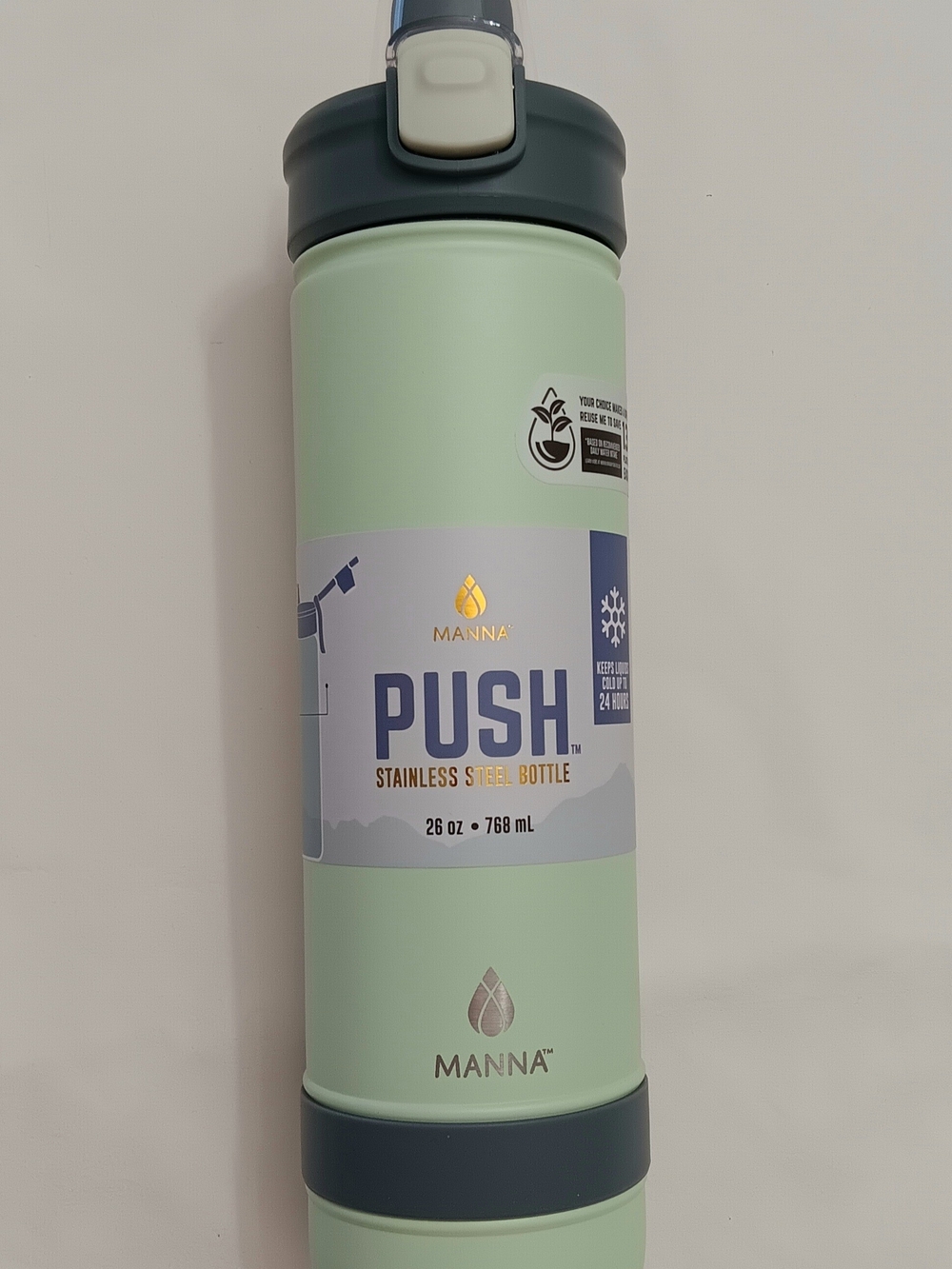 New Manna Stainless Steel Insulated Bottle Mint Green And Gray, 26 Oz